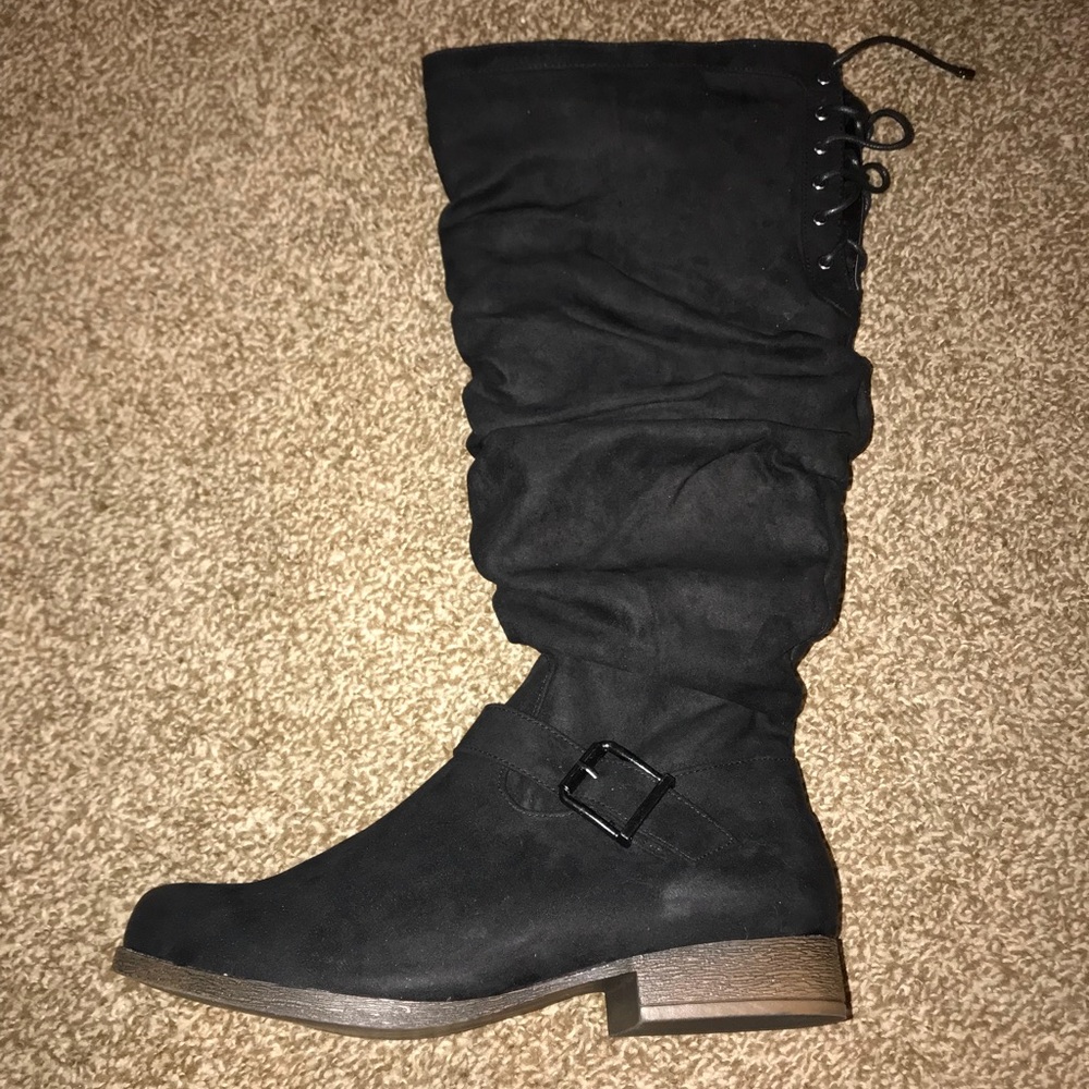 NEW Black suede Boots 10 WIDE